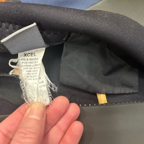 Excel youth wetsuit - Picture 4 of 7